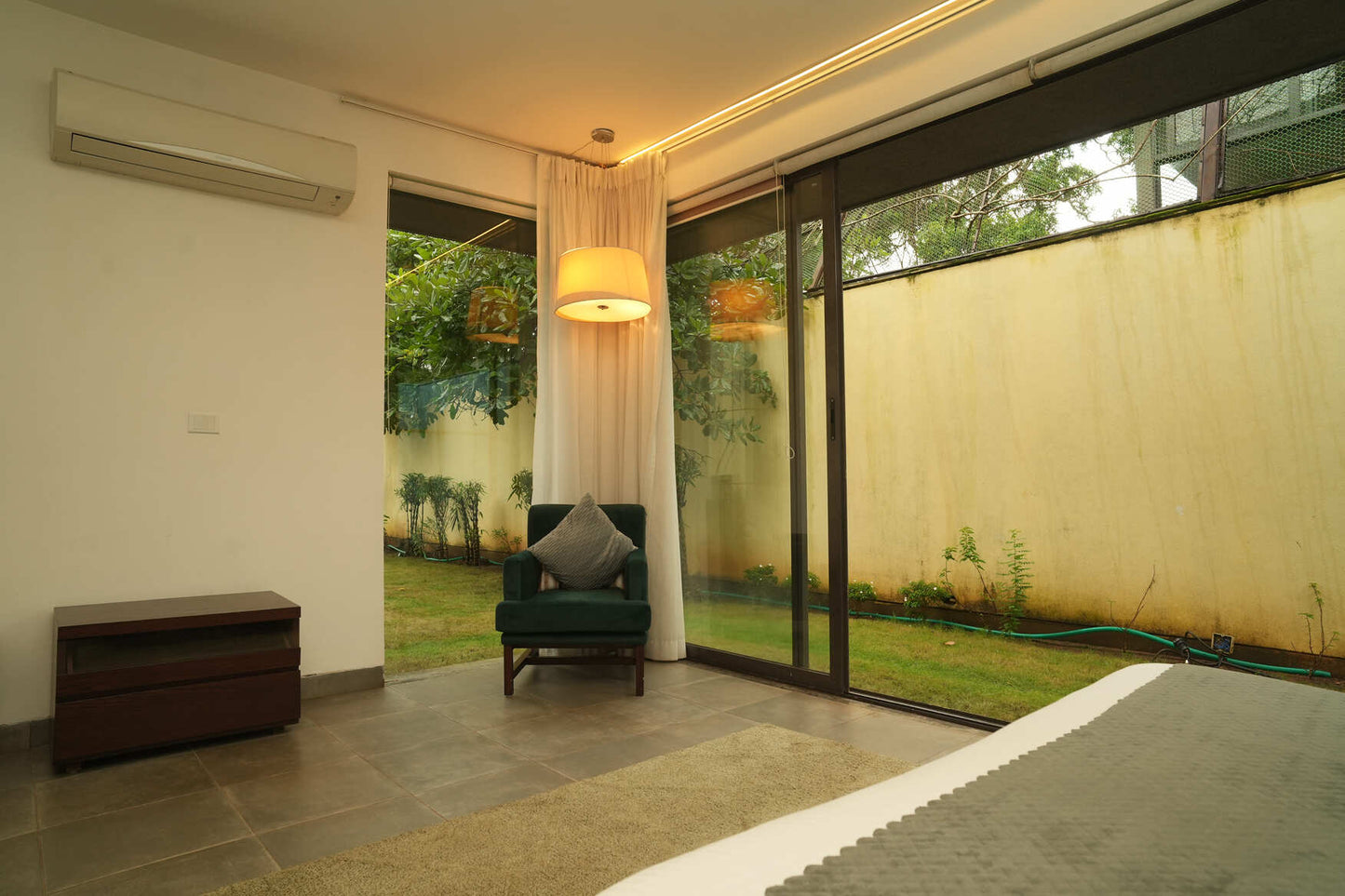 Staycationer Jashn, Parra - 3 BHK Villa with Large Garden View Pool