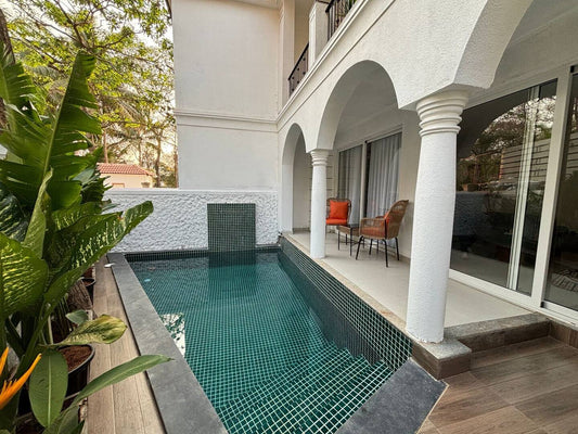 The Manor - 3 BHK with Pool, Jacuzzi, and Lounge in Assagao, North Goa