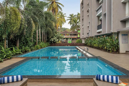 Seabatical - 2 BHK Apartment with Pool & Gym in Candolim