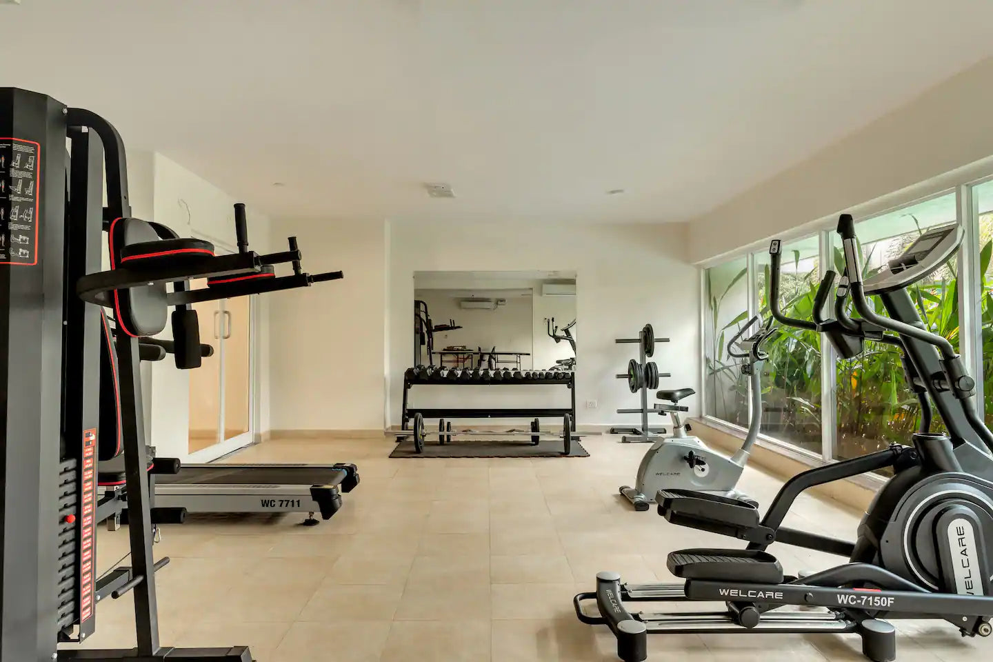 Seabatical - 2 BHK Apartment with Pool & Gym in Candolim