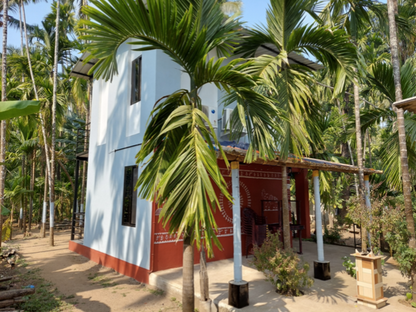 Staycationer Betelwood - 2 Bedroom Beachside Homestay at Kashid, Alibaug