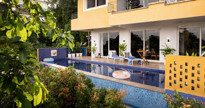 Amanora - 5 Bedroom Luxe Villa with Infinity Pool 1 km from Baga Beach, Goa