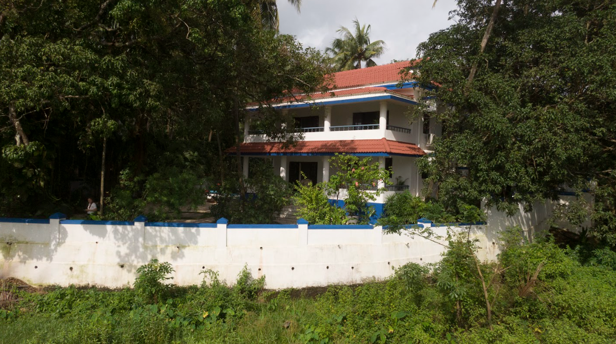 Riveranda - 4.5 Bedroom Quiet Villa with Pool surrounded by 360° trees in Nerul North Goa (3 kms from Candolim Beach) 😍