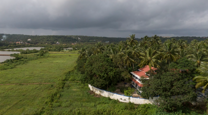 Riveranda - 4.5 Bedroom Quiet Villa with Pool surrounded by 360° trees in Nerul North Goa (3 kms from Candolim Beach) 😍