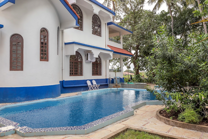 Riveranda - 4.5 Bedroom Quiet Villa with Pool surrounded by 360° trees in Nerul North Goa (3 kms from Candolim Beach) 😍