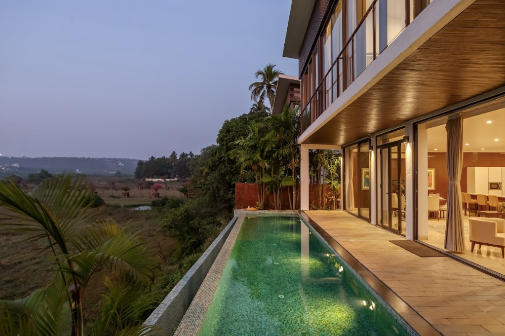 Sohonos II - 3 BHK Luxury Villa with Pool & Field View 10 mins from Candolim Beach, Goa