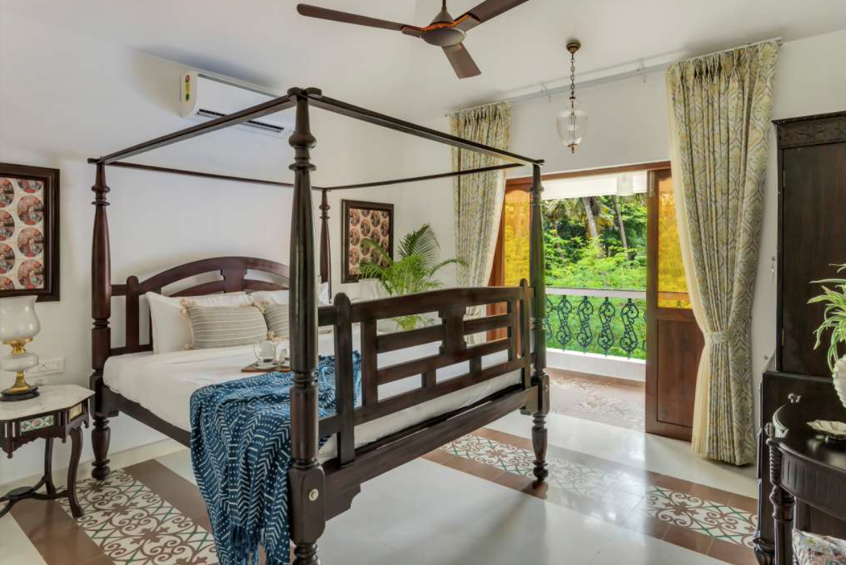 Amantara - 7 Bedroom Luxury Villa with Pool and Beautiful Interiors in Nerul near Candolim Beach, Goa