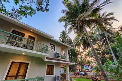 Jubera - 4 BHK Villa with Big Lawn & Pool in Arpora, Goa