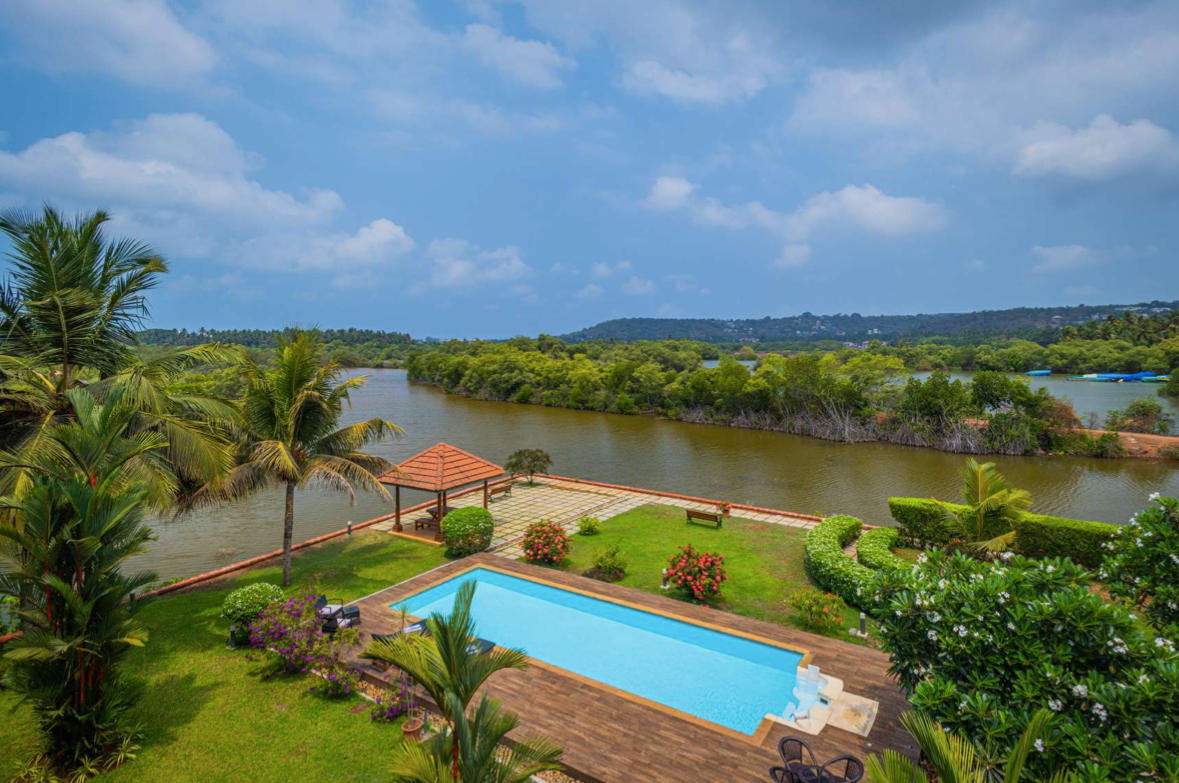 Aqua Edge - 4 BHK Riverfront Villa in Saipem, Candolim, Goa