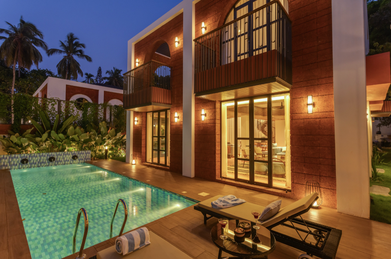 O'rosa - 4 BHK Super Luxury Villa with Private Pool & Lawn in Siolim, Goa