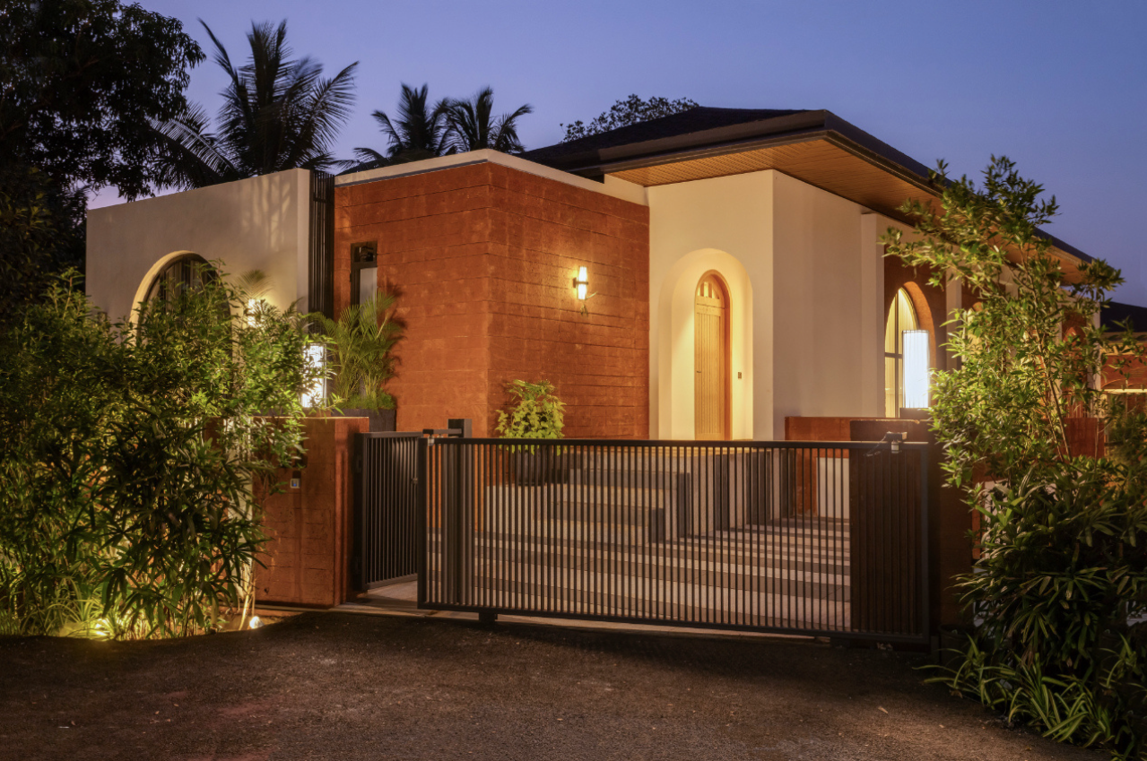 O'rosa - 4 BHK Super Luxury Villa with Private Pool & Lawn in Siolim, Goa