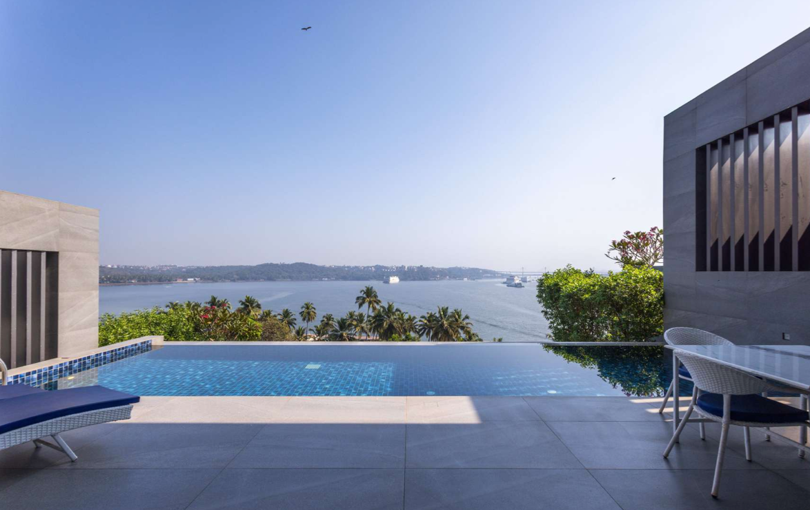 Bayfront - 3 BR Luxe Villa facing the ocean in Candolim, Goa