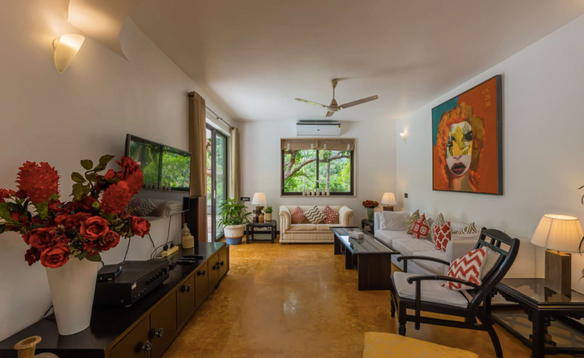 Skylar Villa – A 4 BHK Bungalow in Nerul, Goa (Candolim) - 2.5 kms from the Beach!