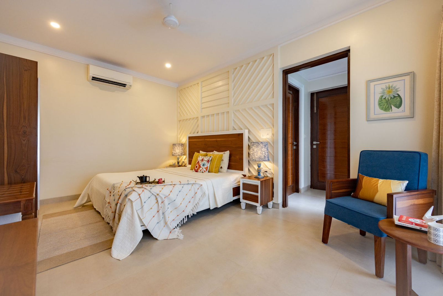 LXB - 5 BHK Ultimate Luxury Pool Villa in the heart of Baga, Goa (1 km from Baga Beach)