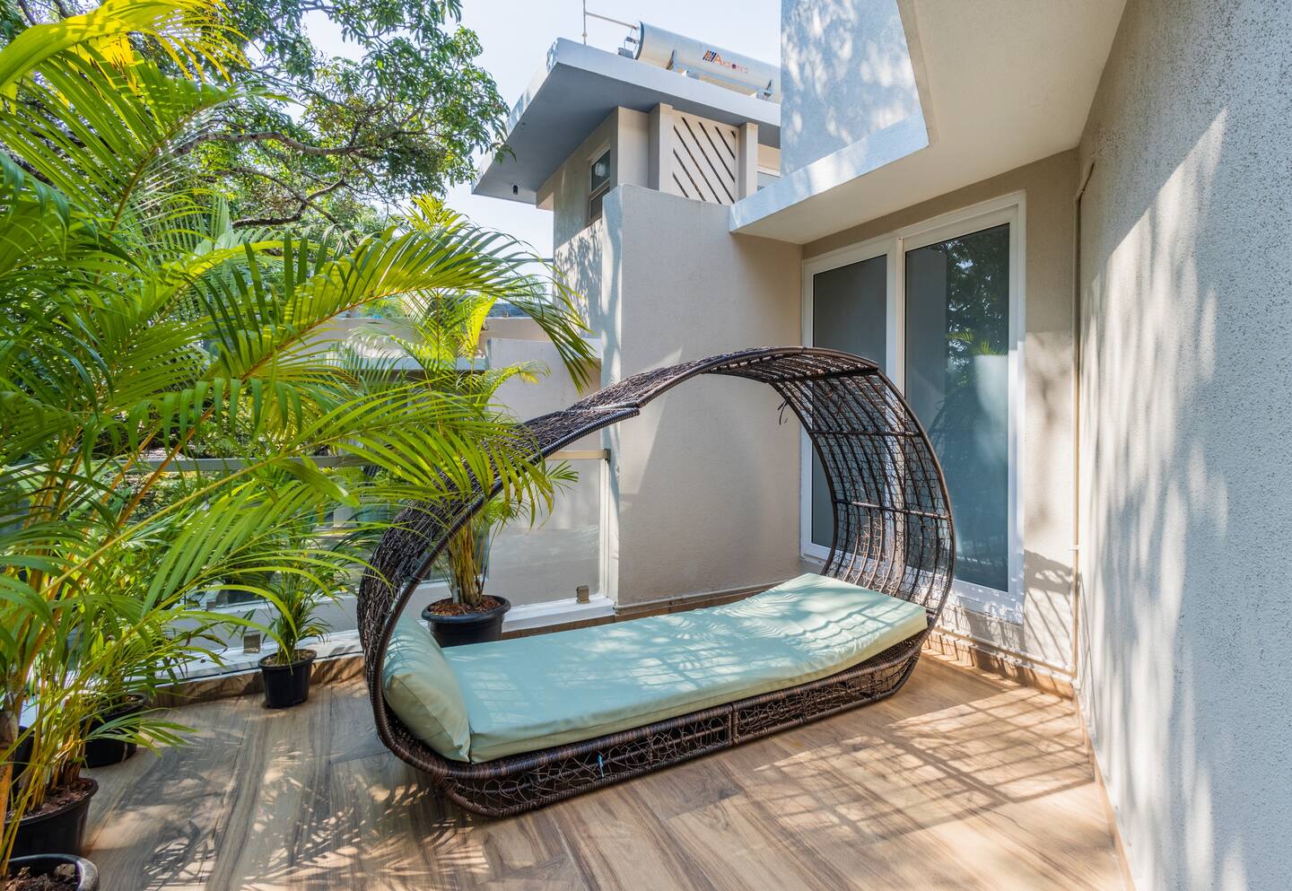 Yugen - Affordable Luxury 4 Bedroom Villa with Pool in Assagao, Goa