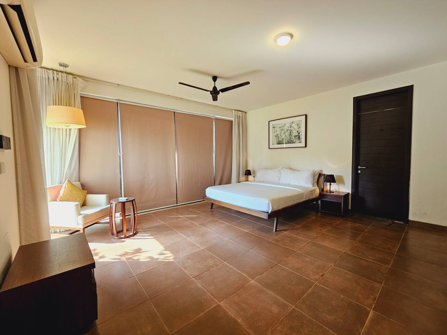 Acasa Parra - Spacious & Luxury 3 Bedroom Villa in Parra, Goa